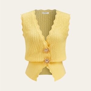 Metal Detail Scallop Trim Knit Vest